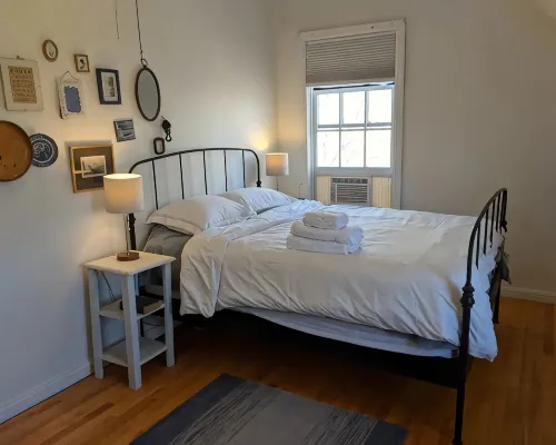 Trailside Inn Hotels in Queens County