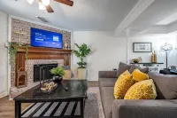 The Nest - Just 5 Miles from Braves & so close to ATL! - 3-نجوم