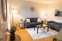The Gray House - Only 4 Minutes from LU - 3-Star
