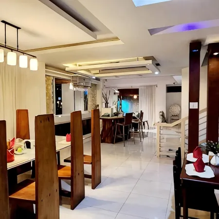 Date and Dine Residences