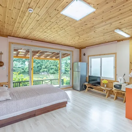 Boeun Supsogui Hayan Pension
