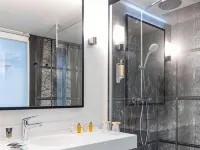 Mercure Aix-Les-Bains Domaine de Marlioz - Hôtel & Spa - parking