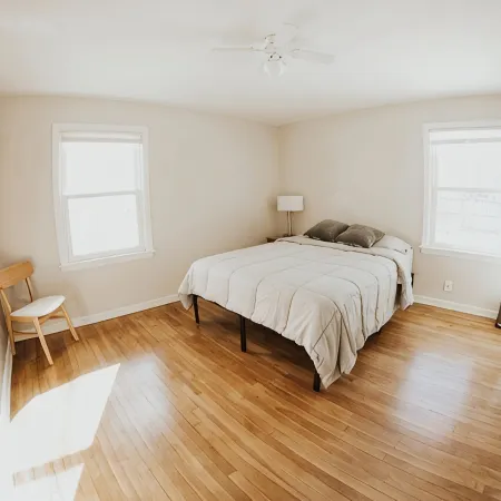 Charming Franklin House: Close to Campus, Sleeps 6