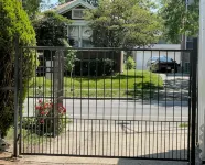 Rogers Park Cozy 1 bd, 1 bath unit. Gated parking. - Condos
