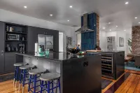 Spacious, Sleek, and Luxurious two-bedroom in Historic Westside of Providence - Boutique