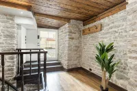 Toompea Castle Hideaway - Homestays