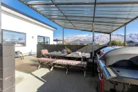 Modern Family  Holiday home with sensational views peaceful paradise (sleeps 11) - Gym