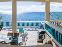 Villa Isabella - Oceanfront - 10 guests - pet friendly - at Stella, Rincón Hotels in Rincon