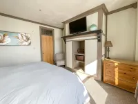 7 Guests 2Br 2BA Pool Hot Tub & Game Room at Cbl - Pool