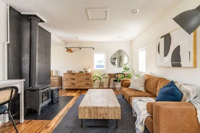 Charming Ballard Cottage Retreat with Cozy Fireplace Hotels in Ballard