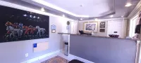 西卡莫爾奇科大學區旅館