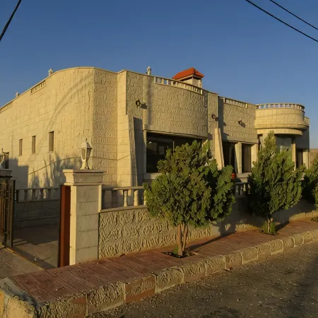 Petra Villa