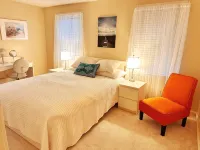 Charming Cape Cod summer house conveniently located  with plenty to offer. - Wifi