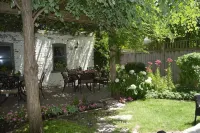 5 Bedroom Wrigleyville experience right by stadium - Apartments