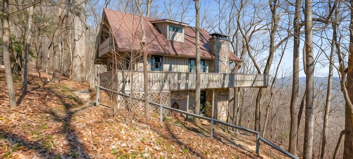 Woodland Cottage - Stunning Views - Wine Country - 20 mins to Downtown ランプキンのホテル