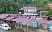 Danau Poso Resort - parking