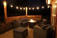 The Traveler's House-Central to All, Hilltop, Hot Tub, Gameroom, Firepit, Skiing - 3 星級