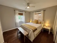 This House Got RIZZ - Recently Renovated Lake Thompson Canal Home - Homestays