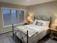 Amazing Mountain View’s from every room! Hot Tub/3 Fire pits & Game Rm - balcony