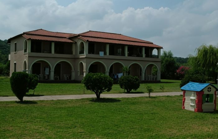Kamari Apartments