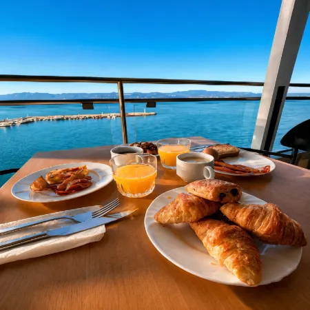 Porto Evia Boutique Hotel