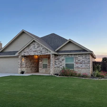 Charming and brand new 3 bedroom home in quiet neighborhood near ACU and HSU