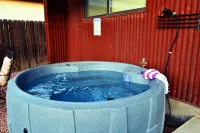 Casa Acero - hot tub spa, comfortable, views, private - Homestays