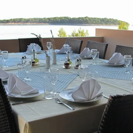 Hotel Priscapac Resort & Apartments