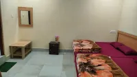 Hotel Sunil Lodge - Parkplatz