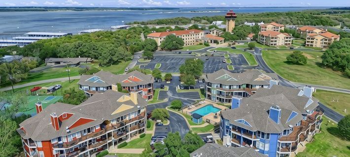 STEPS TO LAKE TEXOMA & TANGLEWOOD RESORT - MEMBERSHIP ACCESS INCLUDED Hotels in Grayson County
