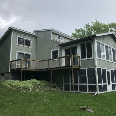 Family Friendly Cottage w/Spectacular Views of Round Lake-Hayward, WI