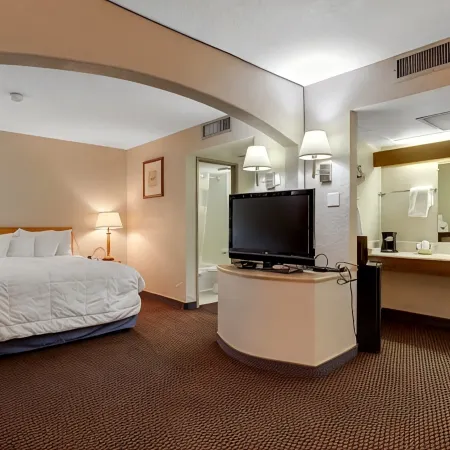 Days Inn & Suites by Wyndham Needles