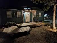 One bedroom cabin with an extra loft sleeping space minutes from the Frio River! - 3-Star