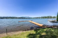 Lake Nahwatzel Resort, Cabin #1, Shared Dock just steps away! Now with WIFI! - Chalets