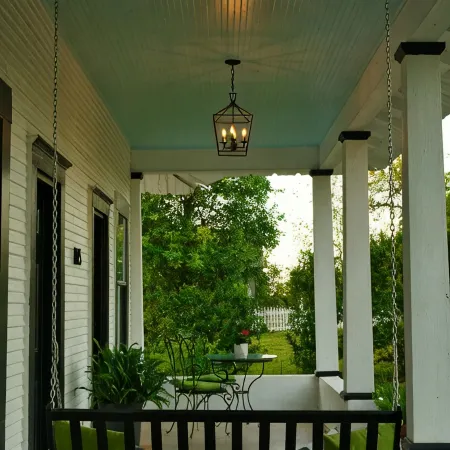 Hill Country Hickory House-Walk to Llano River & Downtown-Free Gym Access
