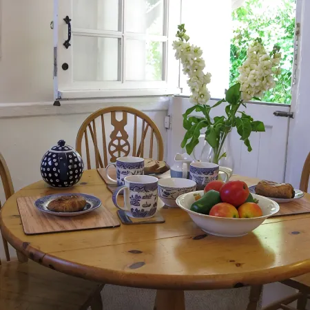 Pet Friendly Cottage in Lovely Seaside Village Perfect for Swimmers and Walkers