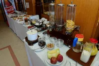 Elegant Beach Hotel - Desayuno