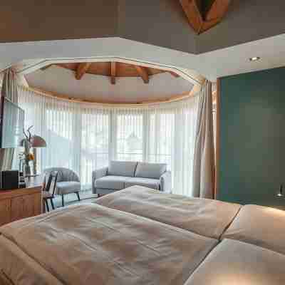 Hotel Phoenix Rooms