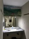 Urban Jungle Hostel - Hostels