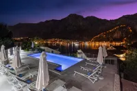 Apartments Dončić - Pools