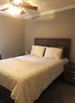 Lavish Living at Lynwood - 2-Star