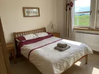 Luxury Cottage in a Scottish Coastal location with view over rolling countryside - 3성급