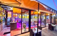 Grand Senyum Hotel - bar