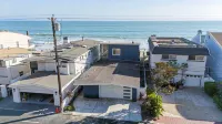 Beachfront Bliss - Steps to Sand + 5 Large BRs - 3-Star