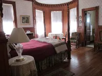 Pensacola Victorian Bed & Breakfast - parkir