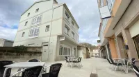 Apartamentos Pantón Ribeira Sacra Hotels in Sober