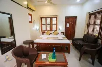 Redstone House by Ekdant Holiday Home Hotels in Ganpatipule