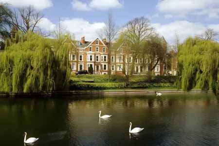 Arundel House Hotel