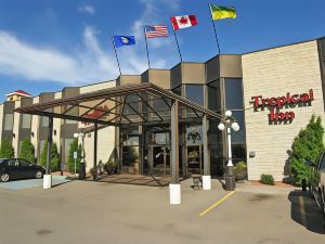 Tropical Inn - North Battleford