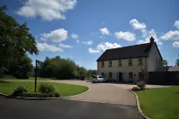 The Rocks B&B Hotels in Crumlin
